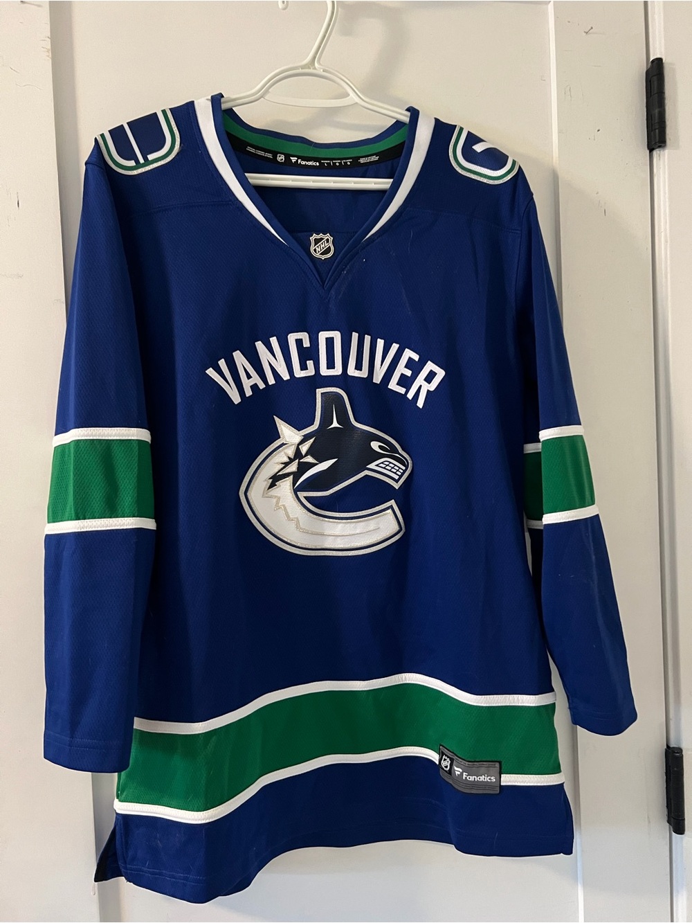 Women’s Vancouver Canucks NHL Jersey - Blue & Green